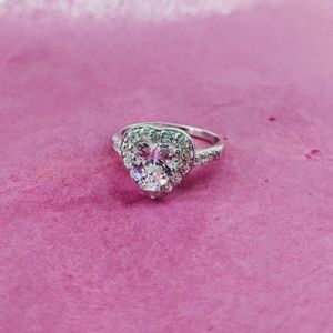 Solitare heart Sterling Silver ring. 925